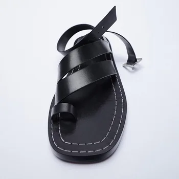 Bej Cu Toc Sandale De Moda Pentru Femei Pantofi 2021 Cruce Neagră De Lux Pe Plaja Fete Plate Confort Redus Catarama Curea De Cauciuc Scandaluri Cașu
